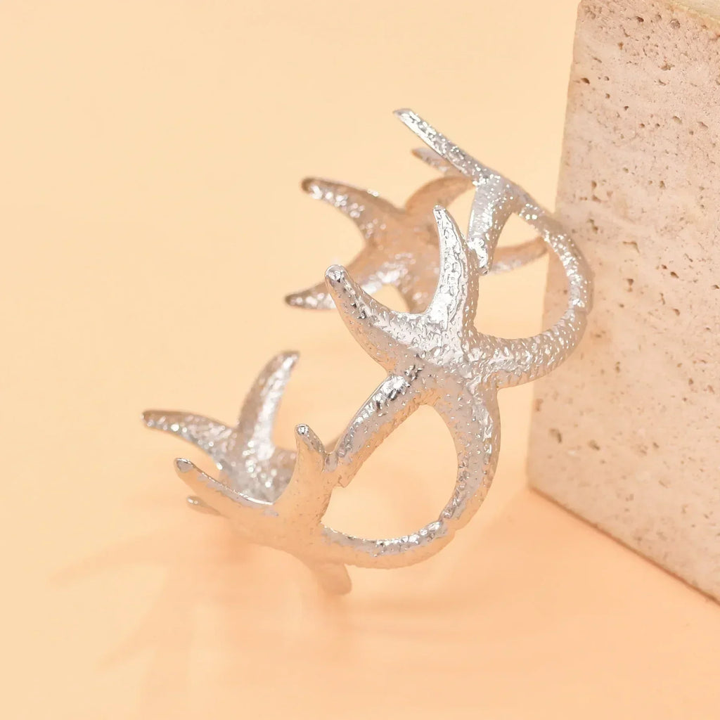New Fashion Golden Alloy 2 Starfish Arm Bracelet for Women  Summer Beach \Dance Party Cuff Bracelets Jewlery Accessories Gifts